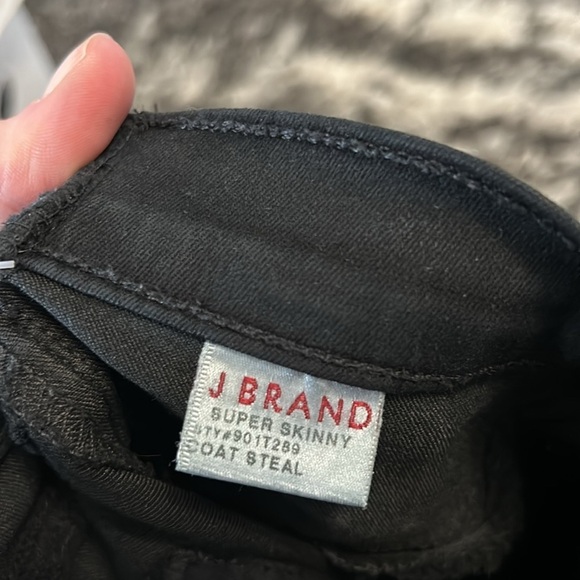 Black J Brand Super Skinny Jeans - Picture 5 of 7